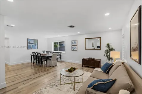 7327 Sabal Drive Miami Lakes FL 33014
