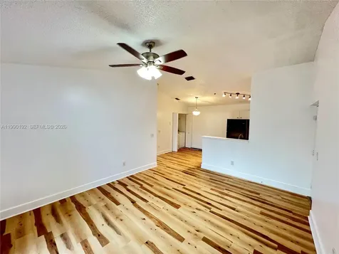 5570 NW 61st Street Coconut Creek FL 33073