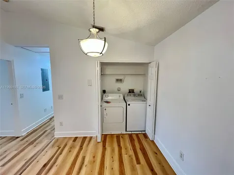 5570 NW 61st Street Coconut Creek FL 33073