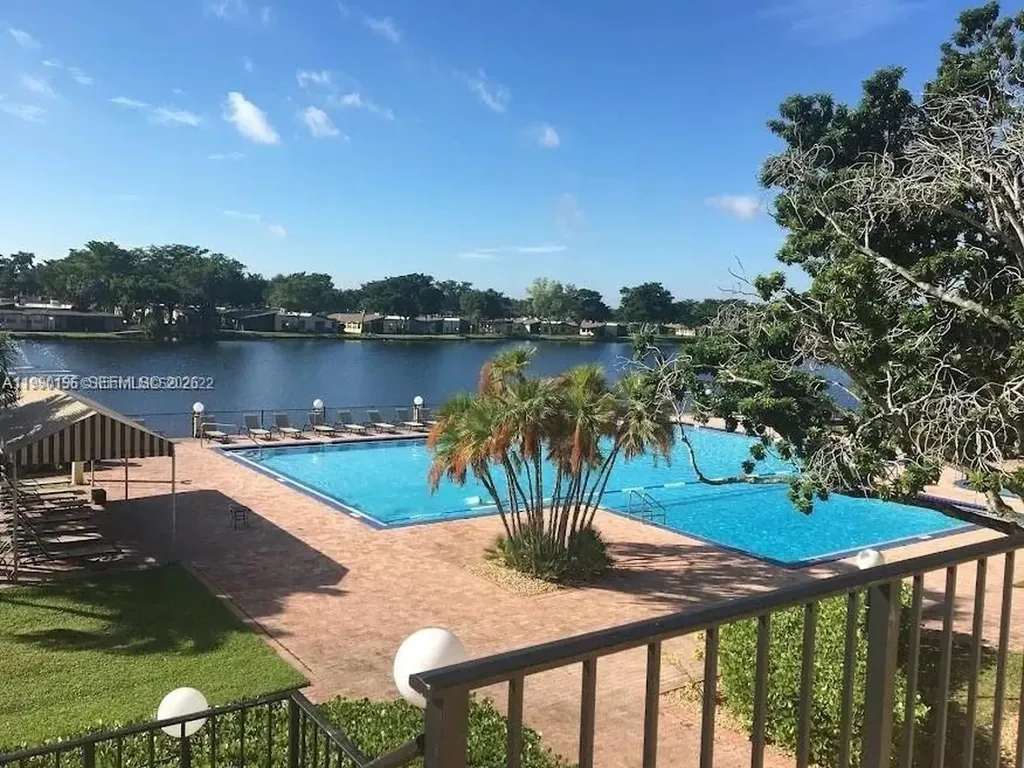 200 Berkley Road Hollywood FL 33024