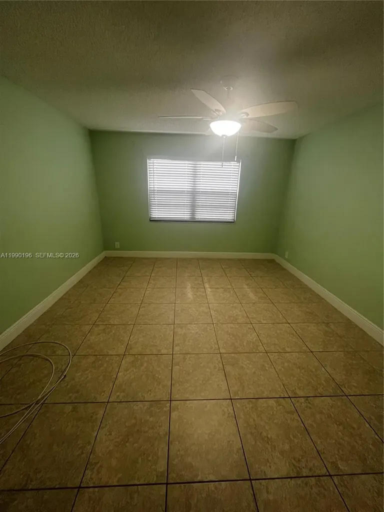 200 Berkley Road Hollywood FL 33024
