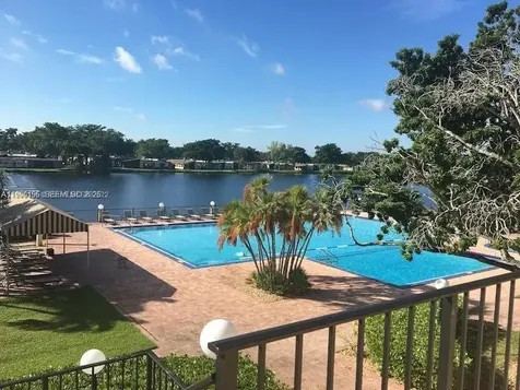 200 Berkley Road Hollywood FL 33024