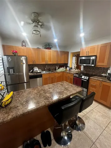 200 Berkley Road Hollywood FL 33024