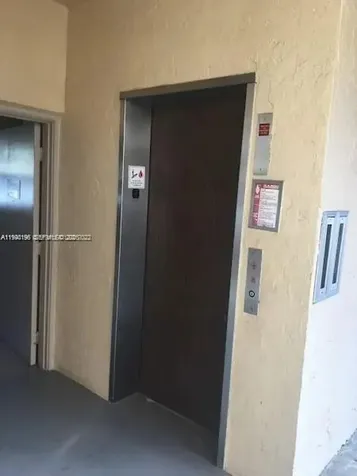 200 Berkley Road Hollywood FL 33024