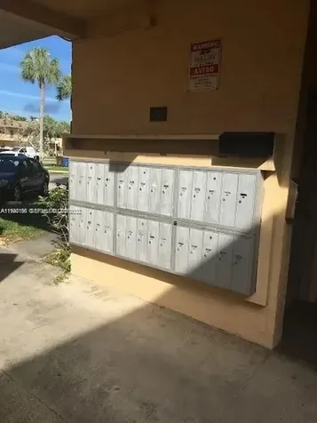 200 Berkley Road Hollywood FL 33024
