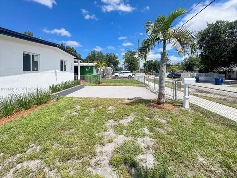 1749 NW 152nd Street Miami Gardens FL 33054