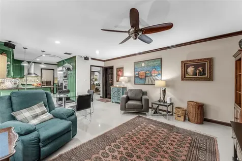 7405 SW 164th Street Palmetto Bay FL 33157