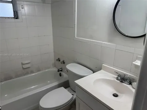 11 SW 32nd Avenue Miami FL 33135