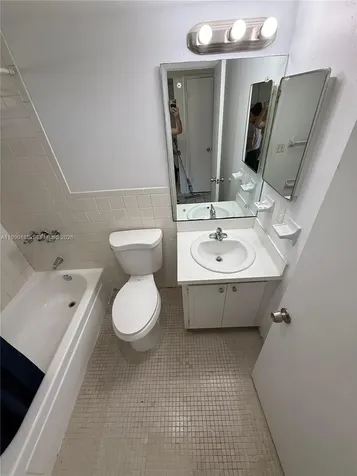 1333 E Hallandale Beach Boulevard Hallandale Beach FL 33009