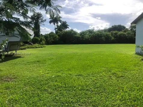 18200 SW 262nd Street Homestead FL 33031