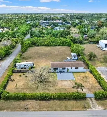 18200 SW 262nd Street Homestead FL 33031