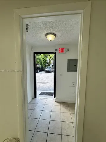 2458 NW 94th Avenue Doral FL 33172