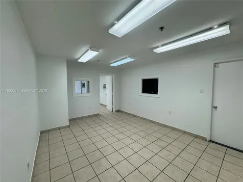 2458 NW 94th Avenue Doral FL 33172