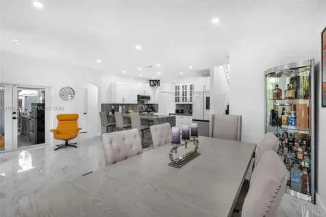 15965 SW 98th Street Miami FL 33196
