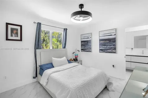 15965 SW 98th Street Miami FL 33196