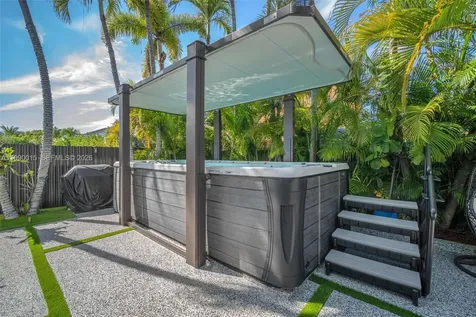 15965 SW 98th Street Miami FL 33196