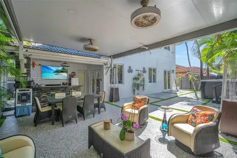 15965 SW 98th Street Miami FL 33196