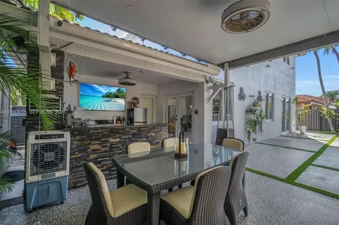 15965 SW 98th Street Miami FL 33196