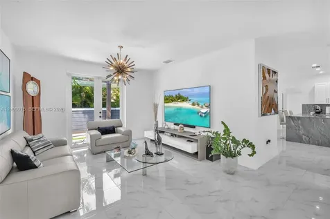 15965 SW 98th Street Miami FL 33196