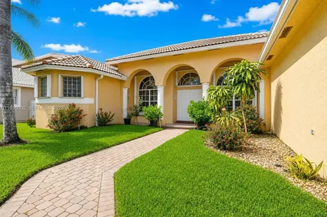 1845 NW 139th Terrace Pembroke Pines FL 33028