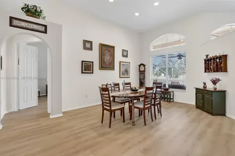 1845 NW 139th Terrace Pembroke Pines FL 33028