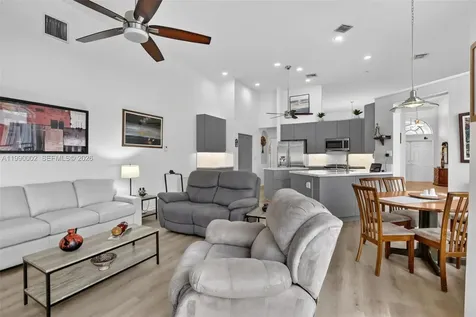 1845 NW 139th Terrace Pembroke Pines FL 33028