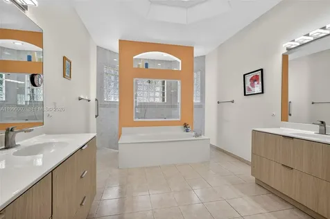 1845 NW 139th Terrace Pembroke Pines FL 33028