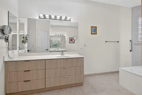 1845 NW 139th Terrace Pembroke Pines FL 33028