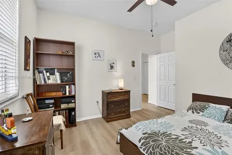 1845 NW 139th Terrace Pembroke Pines FL 33028