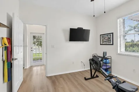 1845 NW 139th Terrace Pembroke Pines FL 33028