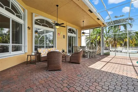 1845 NW 139th Terrace Pembroke Pines FL 33028
