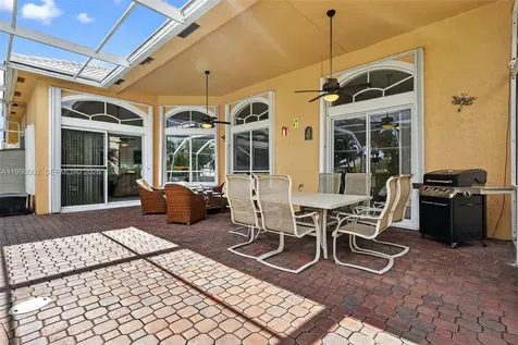 1845 NW 139th Terrace Pembroke Pines FL 33028