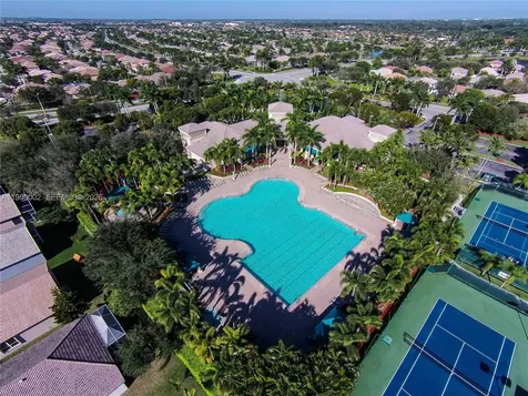 1845 NW 139th Terrace Pembroke Pines FL 33028
