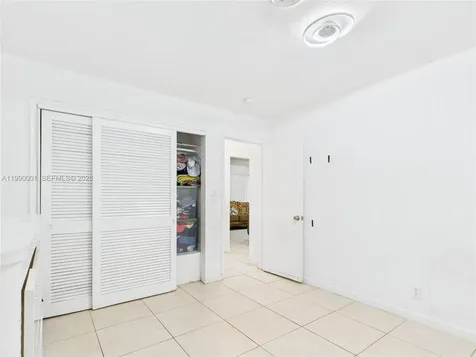 1713 SW 11th Court Fort Lauderdale FL 33312