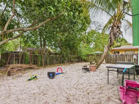 1713 SW 11th Court Fort Lauderdale FL 33312
