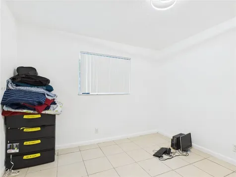 1713 SW 11th Court Fort Lauderdale FL 33312