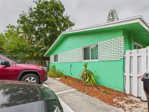 1713 SW 11th Court Fort Lauderdale FL 33312