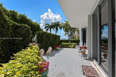 3530 Mystic Pointe Drive Aventura FL 33180