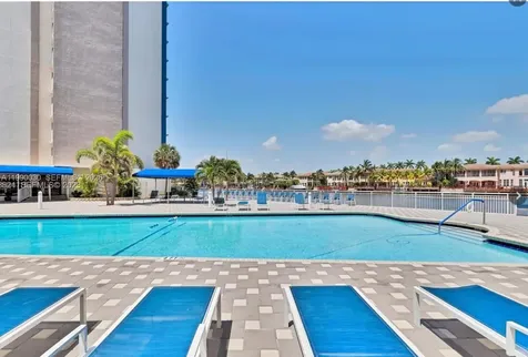 1600 S Ocean Drive Hollywood FL 33019
