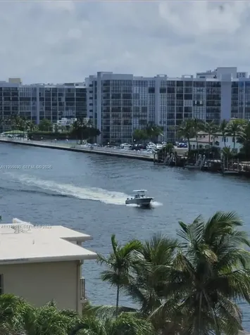 1600 S Ocean Drive Hollywood FL 33019