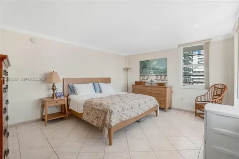 245 18th Street Miami Beach FL 33139