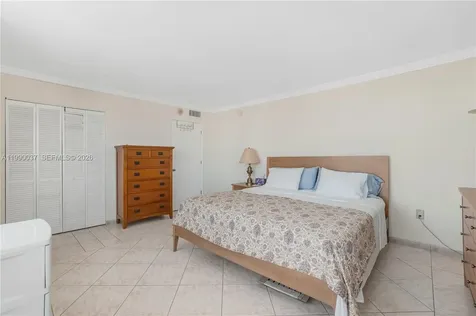 245 18th Street Miami Beach FL 33139