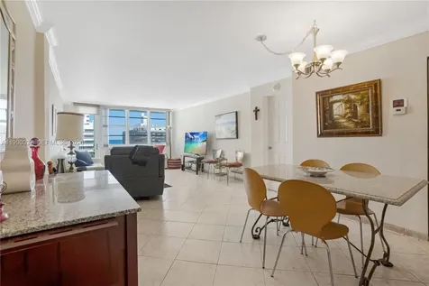 245 18th Street Miami Beach FL 33139