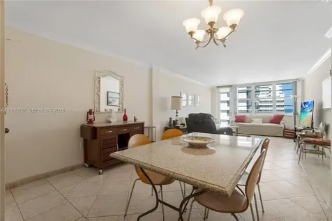 245 18th Street Miami Beach FL 33139