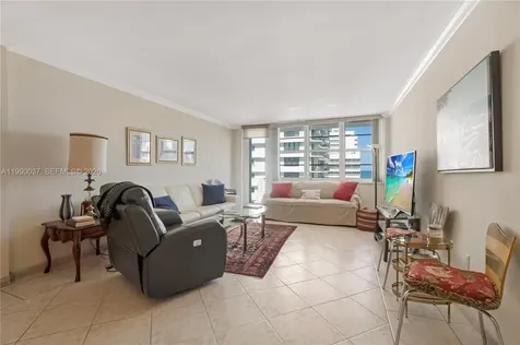 245 18th Street Miami Beach FL 33139