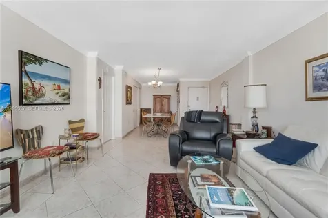 245 18th Street Miami Beach FL 33139