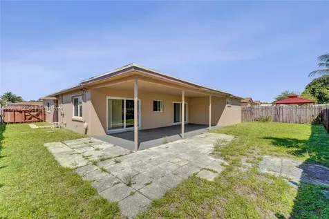 4460 NW 43rd Street Lauderdale Lakes FL 33319