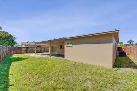 4460 NW 43rd Street Lauderdale Lakes FL 33319