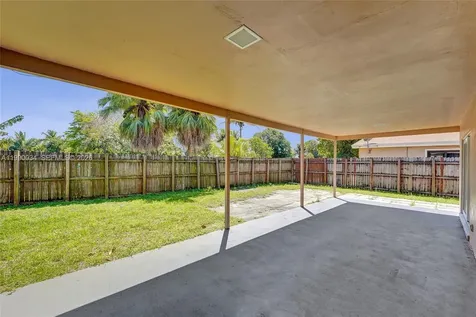 4460 NW 43rd Street Lauderdale Lakes FL 33319