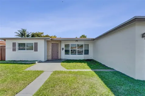 4460 NW 43rd Street Lauderdale Lakes FL 33319